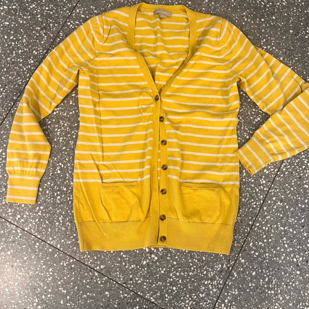Banana Republic Mustard and Cream Striped Sweater